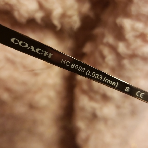 GORGEOUS COACH SUNGLASSES - Picture 5 of 6